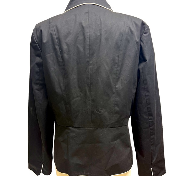 Pendleton NWT womens blazer/ jacket in size 18 black with creamy white piping - Picture 8 of 11